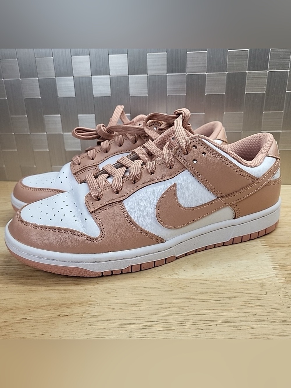 Nike Women's Low-Top Sneakers in Blush and White